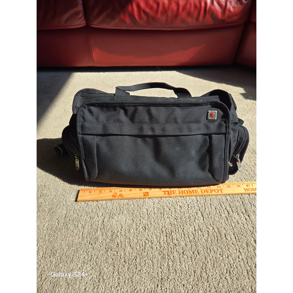 Victorinox Swiss Army Black Ballistic Nylon Travel Bag Organizer Shoulder Strap - Picture 7 of 9
